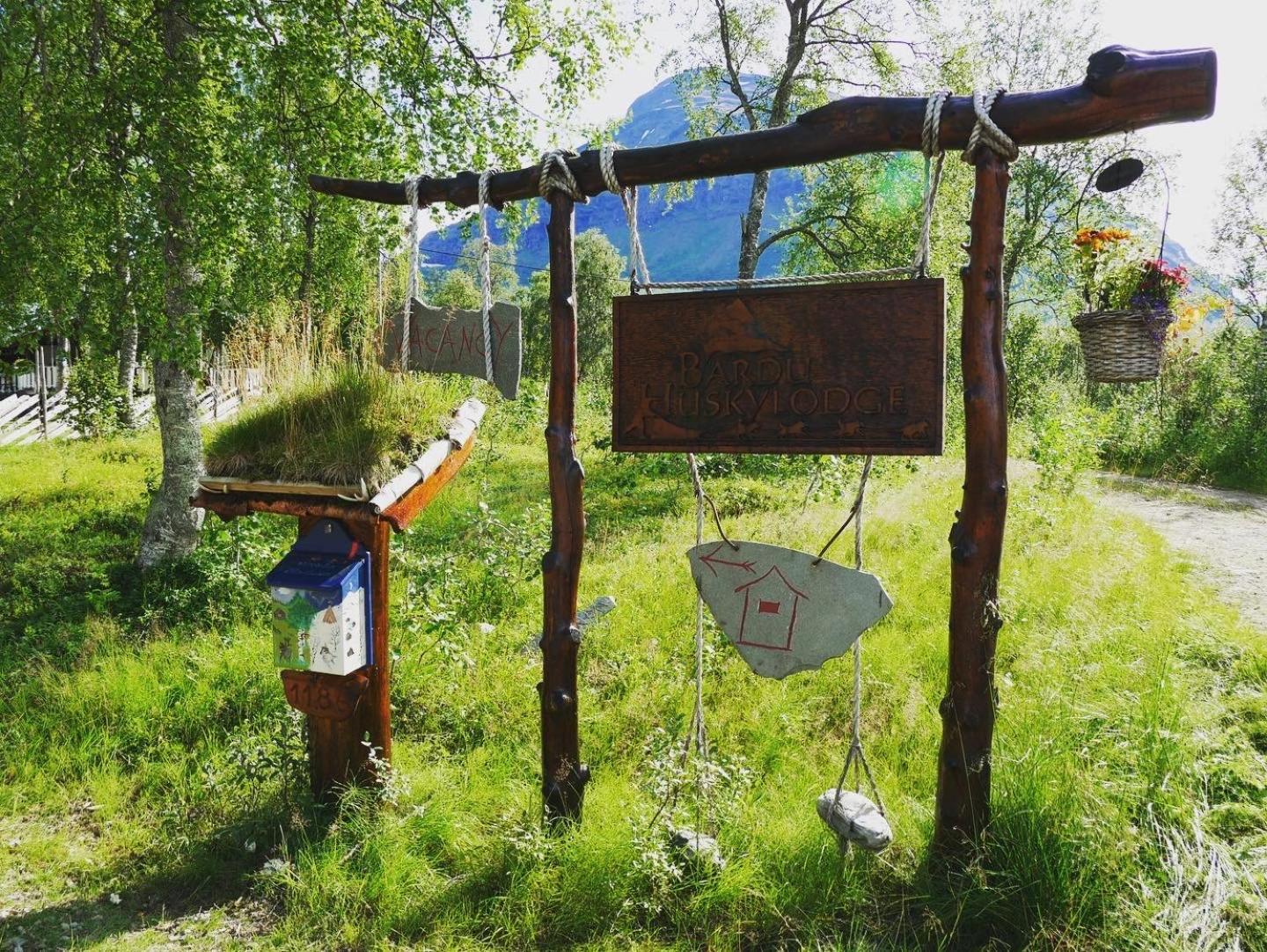 Bardu Huskylodge ภายนอก รูปภาพ